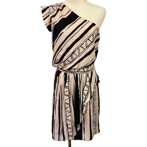 BCBGeneration Striped One Shoulder Sundress Sz 6 Pale Peach Black Dress VGUC